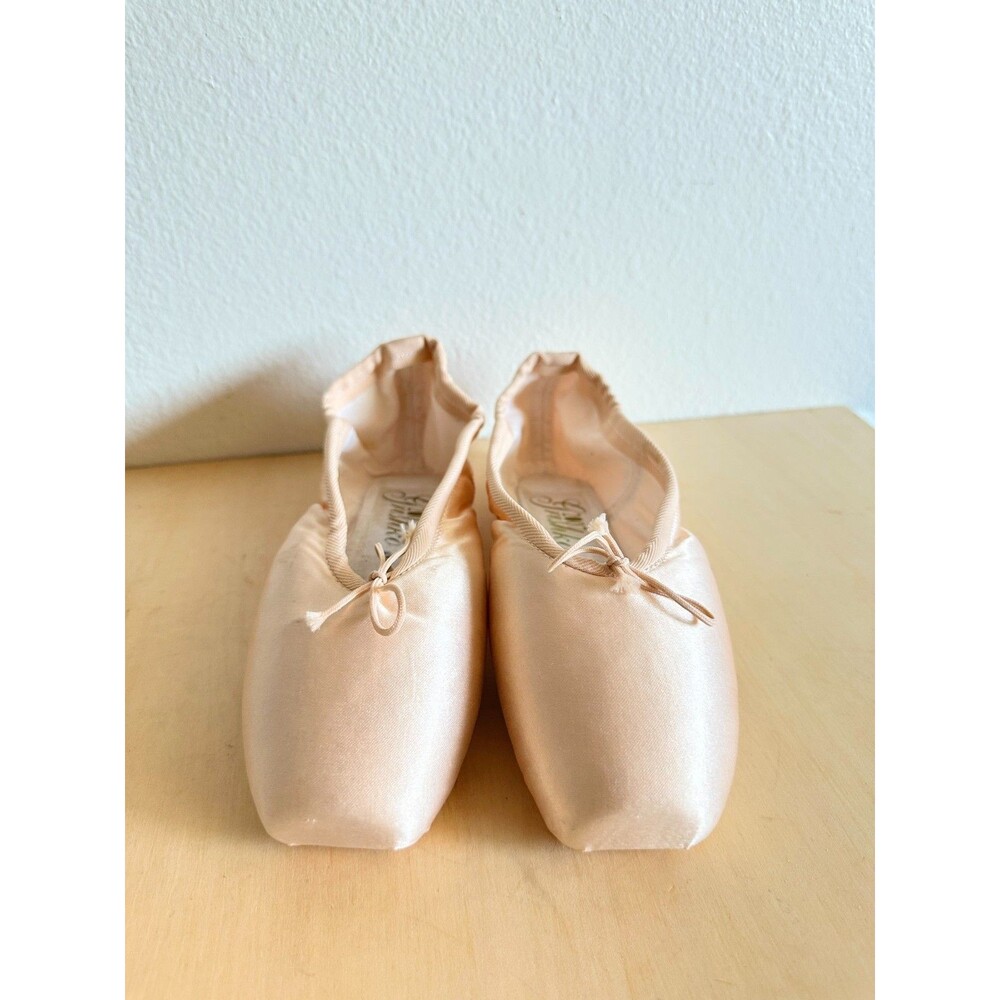 NEW Grishko 2007 Pointe Shoes Ballet Blush Pink Made in Russia Size 5.5